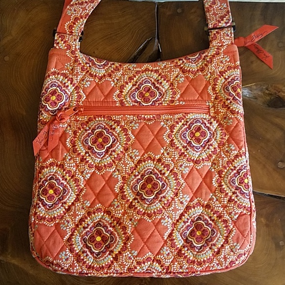 Vera Bradley Handbag - Picture 3 of 6